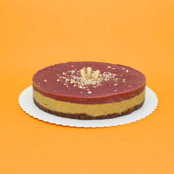 Pomarančová raw torta lesné plody